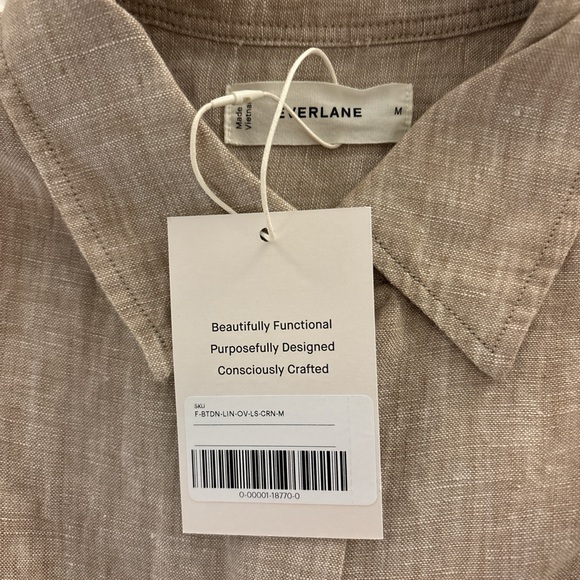 SOLD NWT Everlane The Boyfriend Shirt in Linen in Cornstalk Chambray Size M - Picture 8 of 9